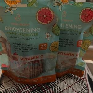 Brightening Make-Up Remover - Orange 
Pack of 2.